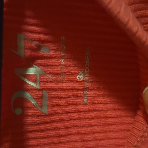 Pink Tank - Picture 3 of 6